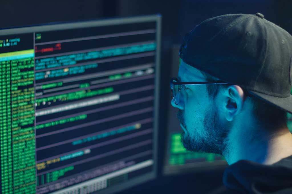 Outsourcing Computer Security