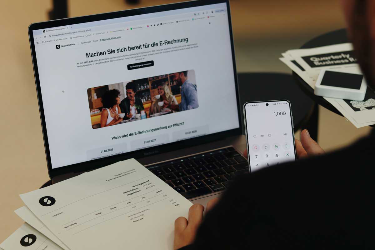 eA user navigating an online invoicing system to manage digital payments