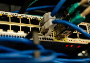 Key Hosting Considerations for SaaS Built on .NET or Java