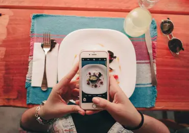 Which Strategies Work Best for Building a Strong Online Community?