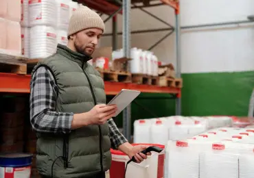 Top Benefits of Buying Used Pallet Racks for Warehouse Savings