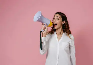 Smart Promotion Strategies for Emerging Artists