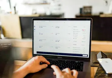 How to Launch Your Own SaaS Business: A Step-by-Step Guide for Aspiring Founders