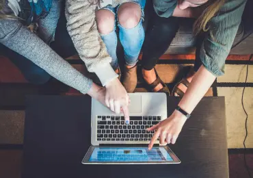 How Creator-Driven Communities Are Reshaping Modern Marketing