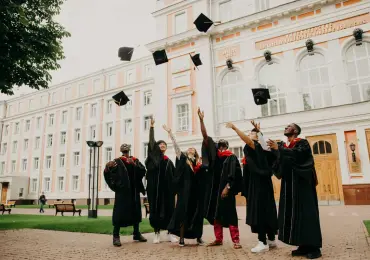 How to Select the Right Executive MBA Program for Professional Growth
