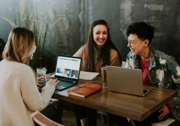 AI Partnerships for Small Businesses: Smarter Ways to Compete with Bigger Brands
