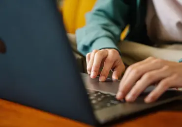Balancing AI-Assisted Content Production with Search Engine Trust: A Guide for Agencies and Publishers