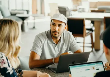 B2B Influencer Partnerships: A Practical Guide to Building Trust, Reach, and Revenue